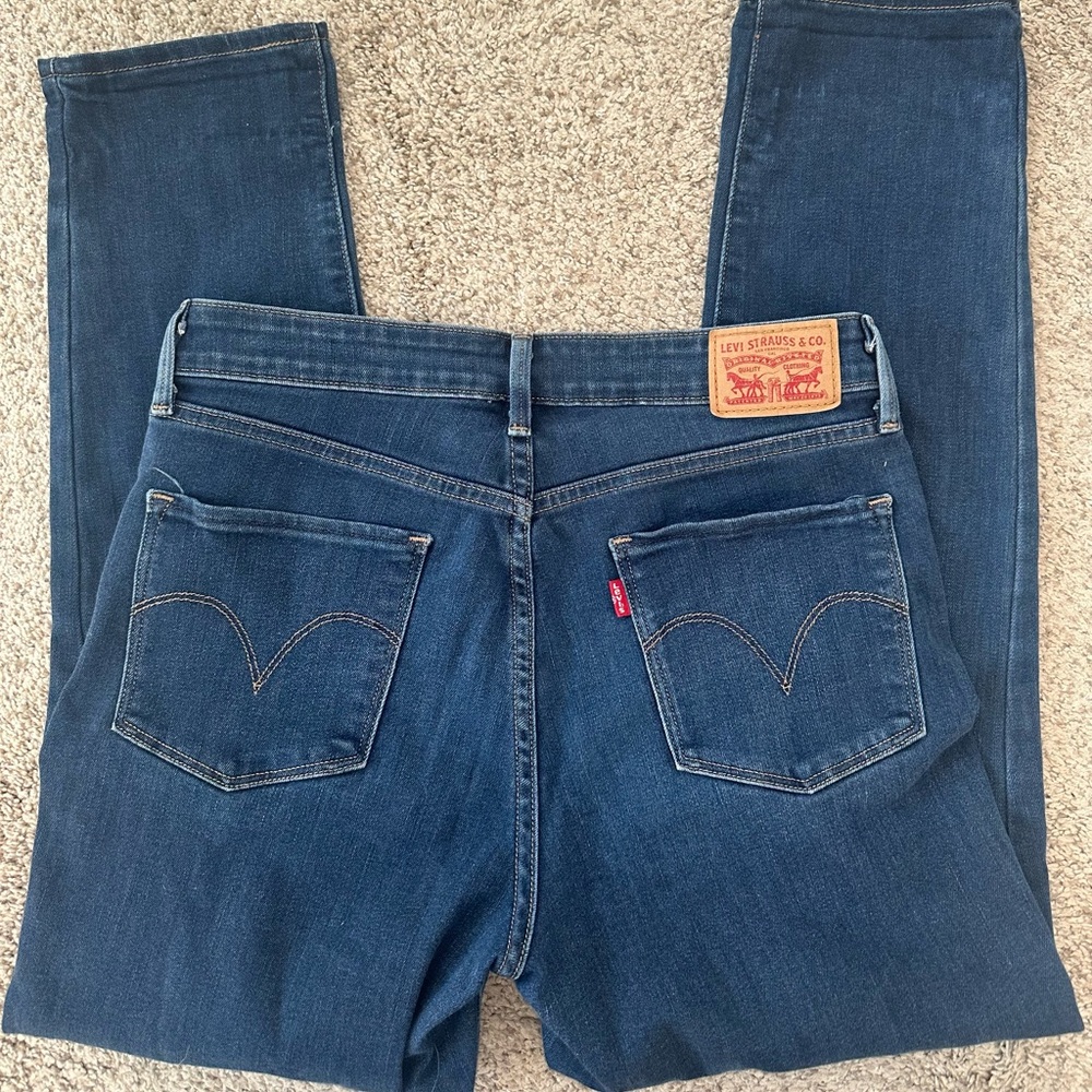 Levi's 501 Women's Blue Jeans
